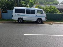 Mazda Brawny 1990 Van