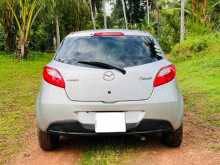 https://riyasewana.com/uploads/mazda-demio-1270702522.jpg