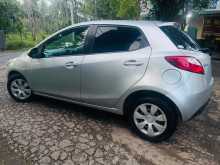 https://riyasewana.com/uploads/mazda-demio-2009-1921335912903.jpg