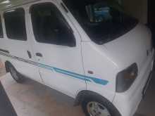 Mazda Every Scrum 2002 Van