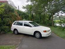 Mazda Familia Dx Wagon 2000 Car