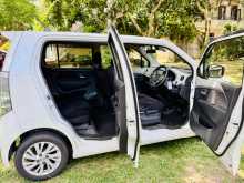 https://riyasewana.com/uploads/mazda-flair-1380816646.jpg