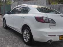 https://riyasewana.com/uploads/mazda-gayan-bandara-3710444552.jpg