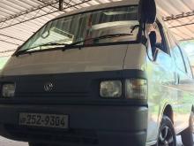 Mazda Bongo 1998 Van