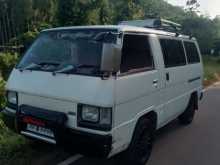 Mitsubishi L300 1988 Van