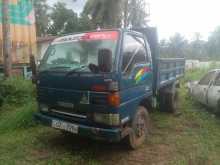 Mazda Titan 2000 Lorry