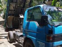 https://riyasewana.com/uploads/mazda-mazda-1989-1322532112753.jpg