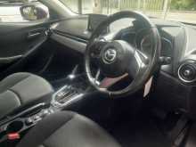 https://riyasewana.com/uploads/mazda-mazda-2-2015-2511581012953.jpg