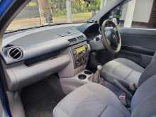 https://riyasewana.com/uploads/mazda-mazda-2-8145934574.jpg