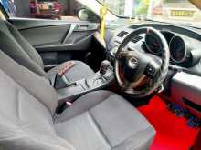 https://riyasewana.com/uploads/mazda-mazda-3-2984425455.jpg