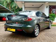 https://riyasewana.com/uploads/mazda-mazda-3-2984425744.jpg