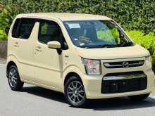 https://riyasewana.com/uploads/mazda-mazda-flair-2914034122612.jpg