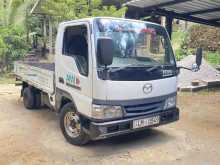 Mazda Titan Dash 2005 Lorry