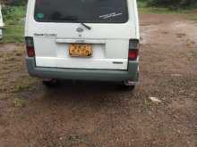 Mazda Bongo 1998 Van