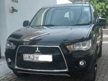 Mitsubishi Outlander 2010 SUV