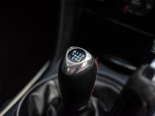 https://riyasewana.com/uploads/mazda-rx8-r3-1317584617506.jpg