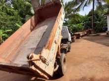https://riyasewana.com/uploads/mazda-tipper-51120544762.jpg