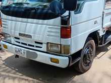 Mazda Titan 2000 Lorry