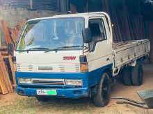 Mazda Titan 2000 Lorry