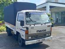 Mazda TITAN 2000 Lorry