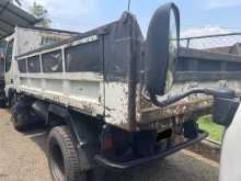 https://riyasewana.com/uploads/mazda-titan-tipper-1999-312493712024.jpg