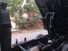 https://riyasewana.com/uploads/mazda-titon-13950034443.jpg