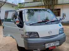 Mazda Venette 1999 Van