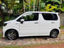 https://riyasewana.com/uploads/mazda-wagon-r-2024-910262312864.jpg
