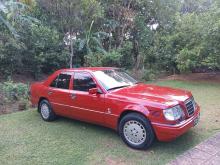 Mercedes-Benz 124 1988 Car