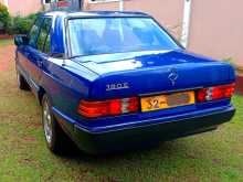 https://riyasewana.com/uploads/mercedes-benz-190-w201-1986-32433912723.jpg