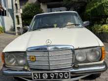 Mercedes-Benz 200 D 1978 Car