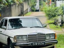 Mercedes-Benz 200d 0 Car