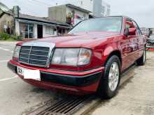 Mercedes-Benz 250 1988 Car