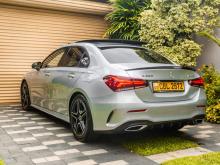 https://riyasewana.com/uploads/mercedes-benz-a-200-2417143017595.jpg