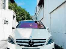 Mercedes-Benz B250 2015 Car