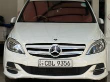 Mercedes-Benz B250C 2015 Car