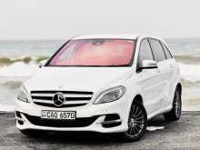 Mercedes-Benz B250e 2015 Car