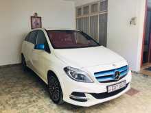 https://riyasewana.com/uploads/mercedes-benz-b250e-2015-2310210112762.jpg