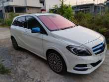 Mercedes-Benz B250e 2015 Car