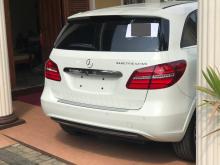 https://riyasewana.com/uploads/mercedes-benz-b250e-2316091110682.jpg