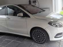 Mercedes-Benz B250e 2015 Car