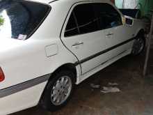 https://riyasewana.com/uploads/mercedes-benz-benz-202-131130074773.jpg