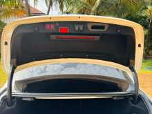https://riyasewana.com/uploads/mercedes-benz-c-200-25102301615.jpg