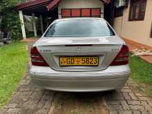 https://riyasewana.com/uploads/mercedes-benz-c-220-2000-2413115012232.jpg