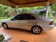 https://riyasewana.com/uploads/mercedes-benz-c-220-2000-2413115012773.jpg
