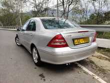 https://riyasewana.com/uploads/mercedes-benz-c180-2001-323324312302.jpg