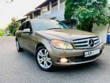 Mercedes-Benz C180 Avantgarde 2010 Car