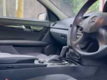 https://riyasewana.com/uploads/mercedes-benz-c180-kompressor-2010-1518334312833.jpg