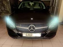 Mercedes-Benz C180 Limousine Premium Plus 2016 Car