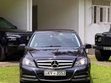 Mercedes-Benz C180 W204 Kompressor Avantgarde 2012 Car